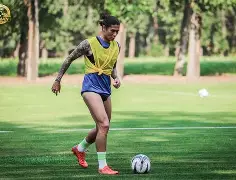 九游体育-理查德当选勇士对阵太阳最佳球员